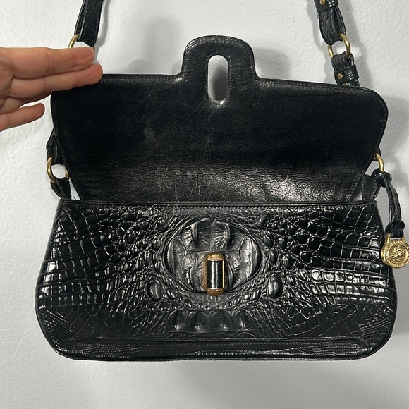 Brahmin Black Melbourne handbag Croc Leather with twist lock Vintage - Picture 9 of 16